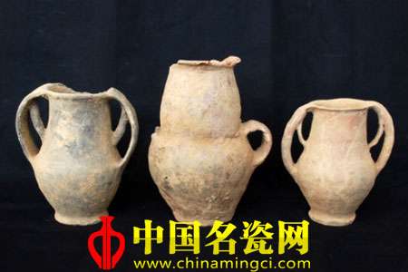 　云南新石器时代陶器