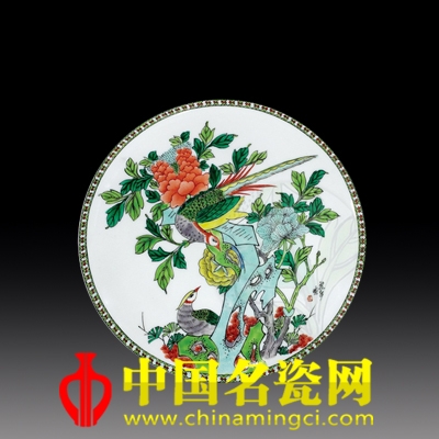 龚龙水 锦鸡牡丹·古彩瓷盘